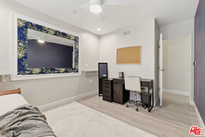 5220 Mary Ellen Avenue, Sherman Oaks, California 91401