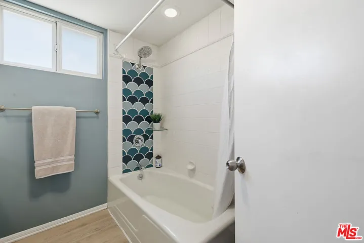 5220 Mary Ellen Avenue, Sherman Oaks, California 91401