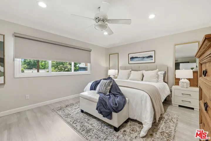 5220 Mary Ellen Avenue, Sherman Oaks, California 91401