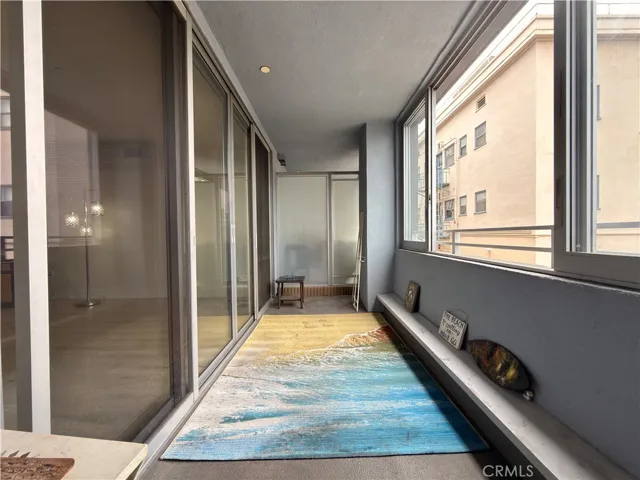 433 Pine Avenue 201, Long Beach, California 90802