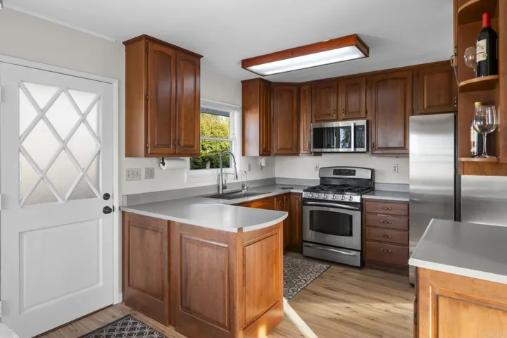 1330 Tower Drive, Vista, California 92083