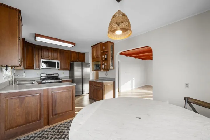 1330 Tower Drive, Vista, California 92083