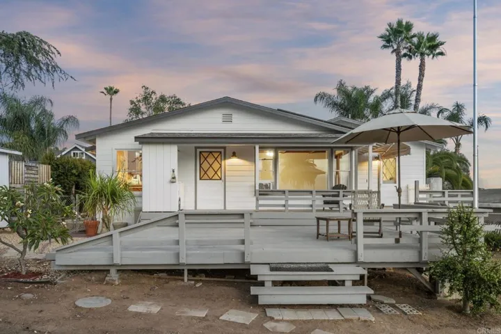 1330 Tower Drive, Vista, California 92083