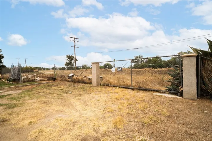 Vacant Adjacent Rear Lot