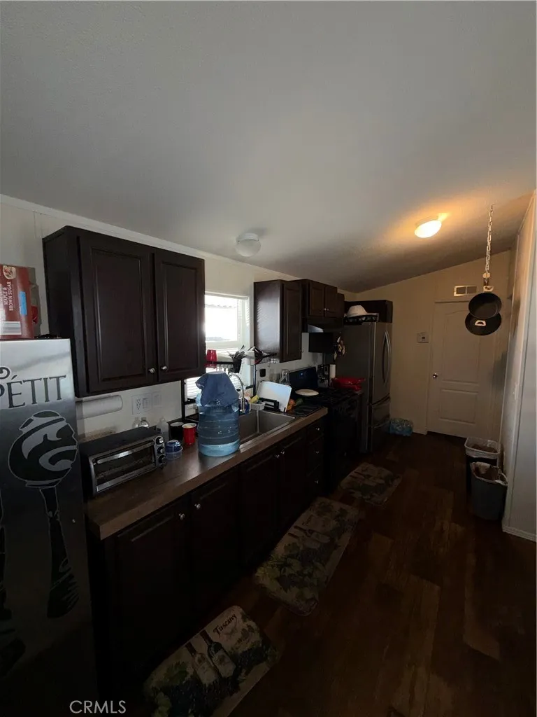 gallery-image 4