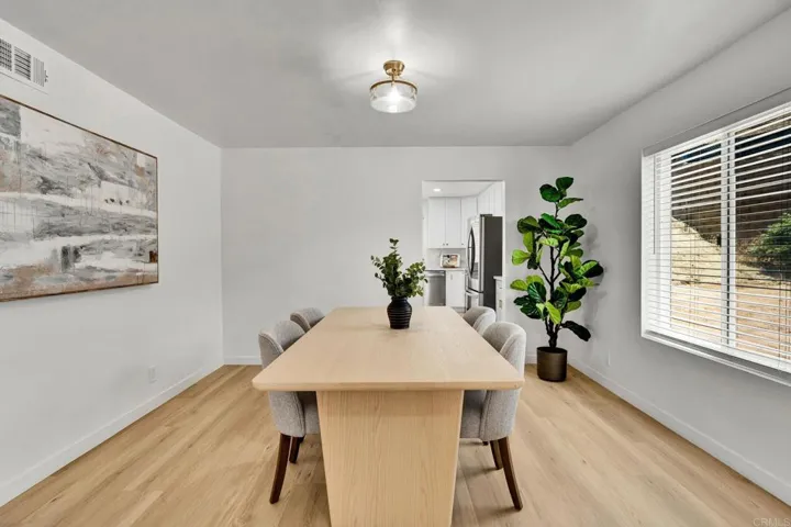 9130 Shadow Hill Road, Santee, California 92071
