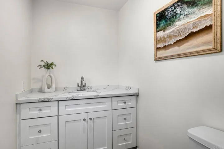 9130 Shadow Hill Road, Santee, California 92071