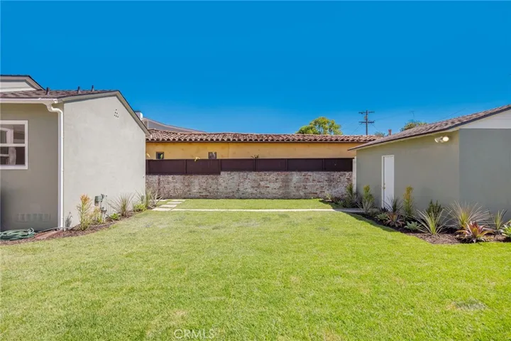 3911 California Avenue, Long Beach, California 90807