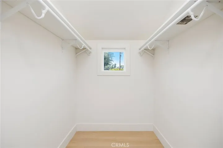 walk in closet