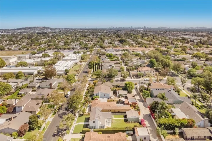 3911 California Avenue, Long Beach, California 90807