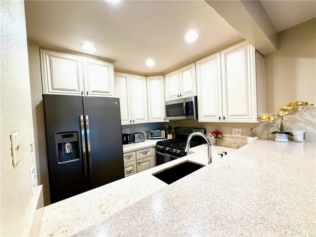 1371 S Walnut 3006, Anaheim, California 92802