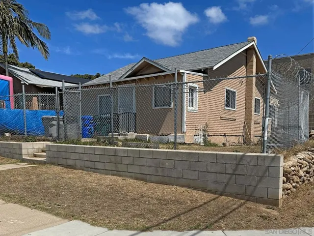3250 Clay Ave, San Diego, California 92113