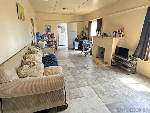 3250 Clay Ave, San Diego, California 92113