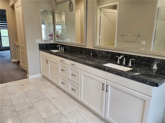 183 Follyhatch, Irvine, California 92618