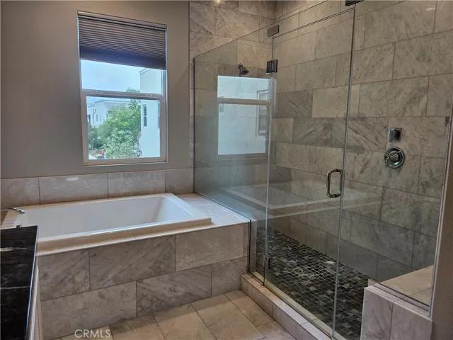 183 Follyhatch, Irvine, California 92618