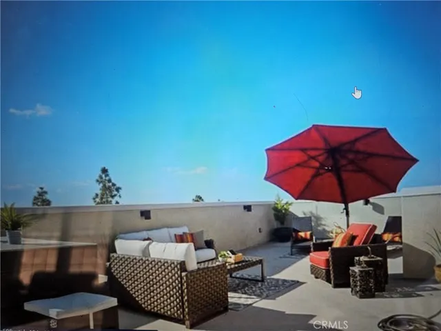 183 Follyhatch, Irvine, California 92618