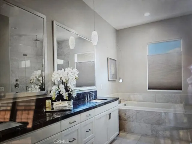 183 Follyhatch, Irvine, California 92618