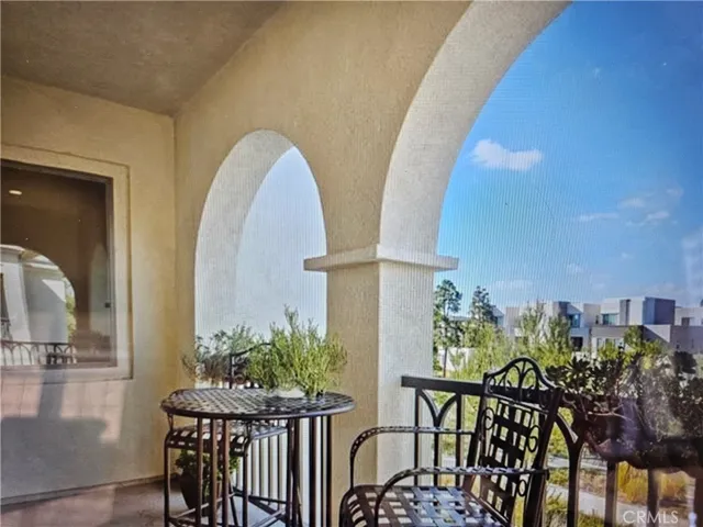 183 Follyhatch, Irvine, California 92618