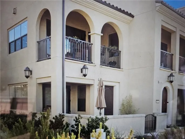 183 Follyhatch, Irvine, California 92618