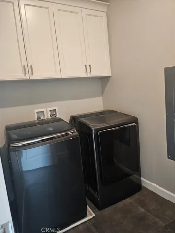 183 Follyhatch, Irvine, California 92618