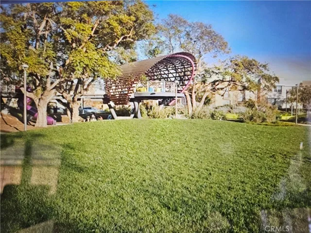 183 Follyhatch, Irvine, California 92618
