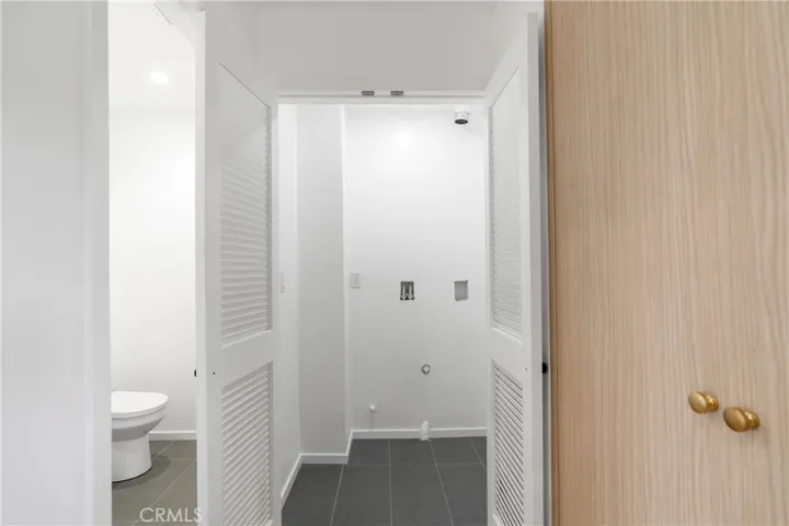 2515 Alsace Avenue, Los Angeles, California 90016