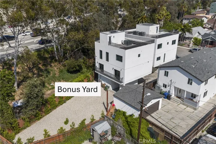 2515 Alsace Avenue, Los Angeles, California 90016