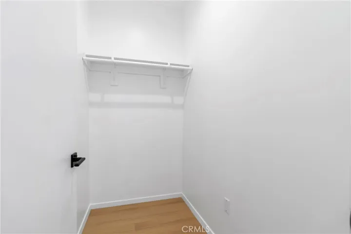 2515 Alsace Avenue, Los Angeles, California 90016