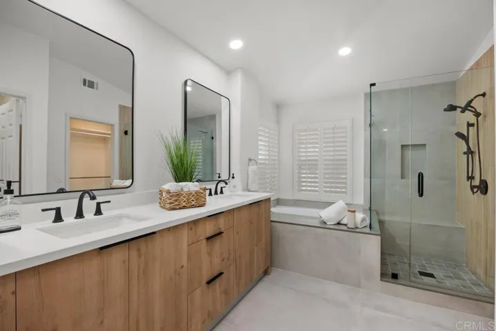 1702 Blackbird Circle, Carlsbad, California 92011