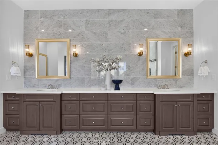61 Buttonquail, Irvine, California 92618
