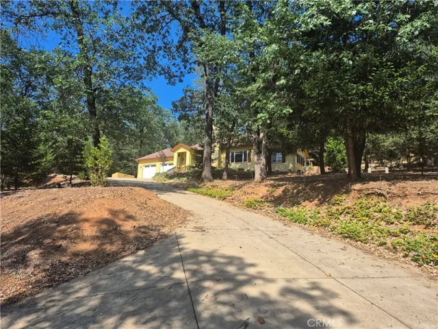 14274 Regina Way, Cobb, California 95426