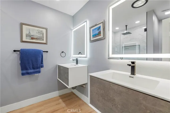 28948 Shadow Valley, Saugus, California 91390