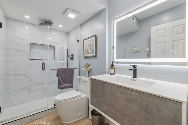28948 Shadow Valley, Saugus, California 91390