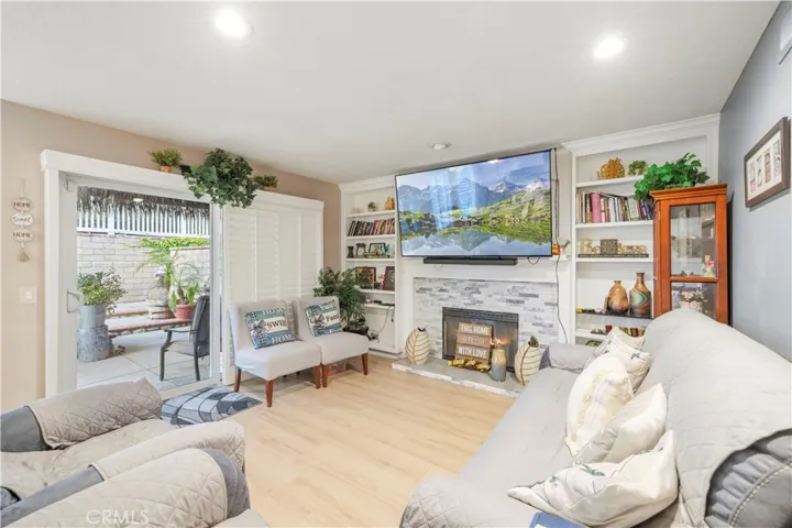 28948 Shadow Valley, Saugus, California 91390