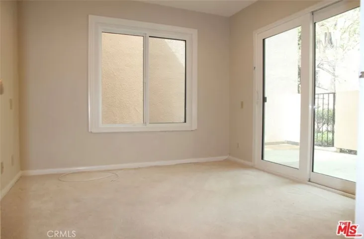 10442 Colina Way, Los Angeles, California 90077