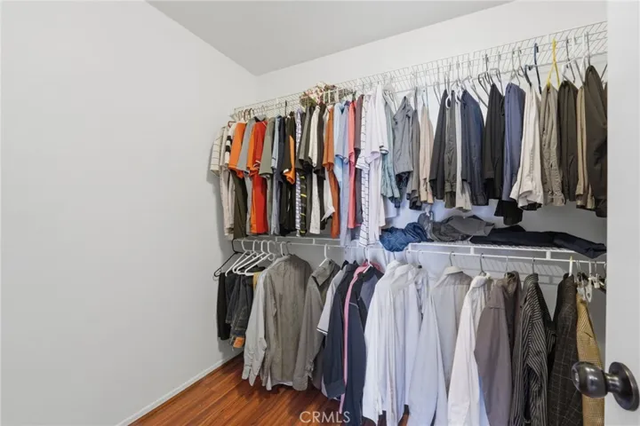Walk-in Closet