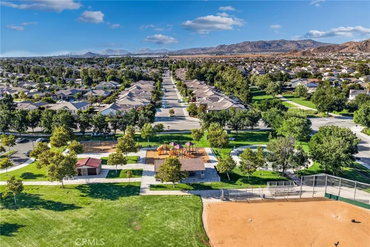 28344 Fox Ridge, Menifee, California 92585