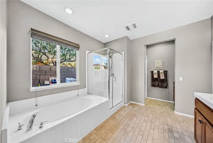 28344 Fox Ridge, Menifee, California 92585