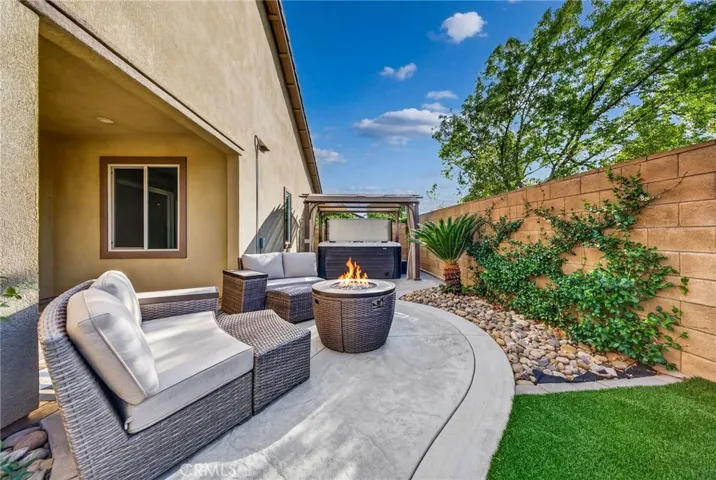 28344 Fox Ridge, Menifee, California 92585