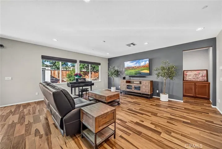 28344 Fox Ridge, Menifee, California 92585