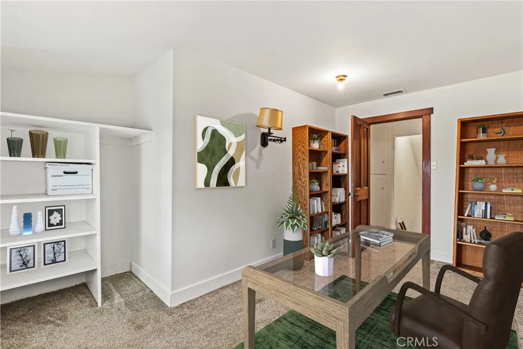 Bedroom 4/ Office