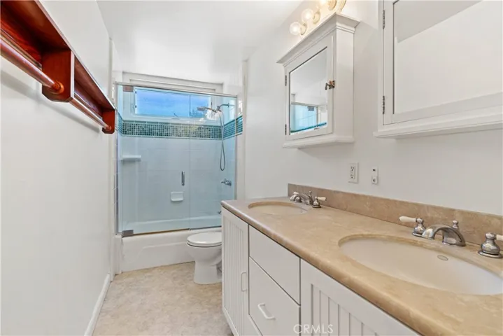 Bathroom 4