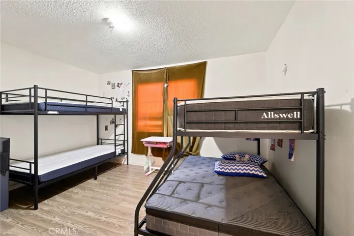 8924 N Loop, California City, California 93505