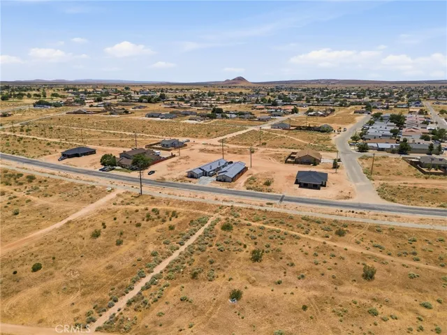 8924 N Loop, California City, California 93505