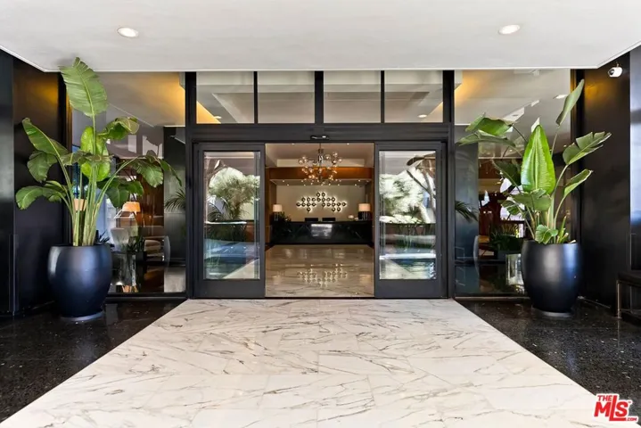 1100 Alta Loma, West Hollywood, California 90069