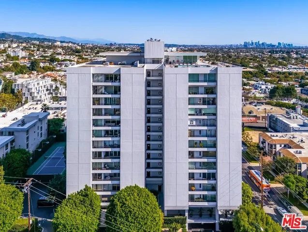 1100 Alta Loma, West Hollywood, California 90069