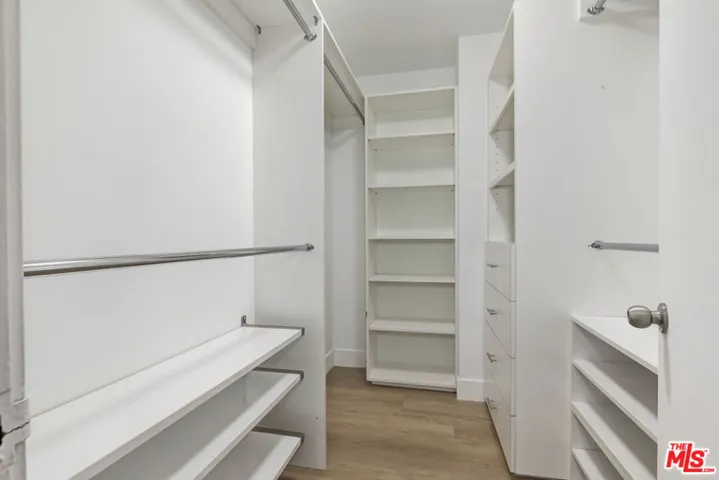 1100 Alta Loma, West Hollywood, California 90069