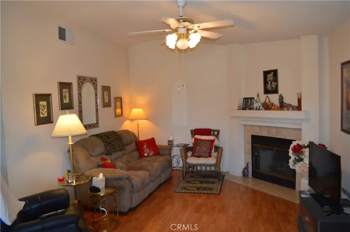 2935 W Fruitvale, Hemet, California 92545