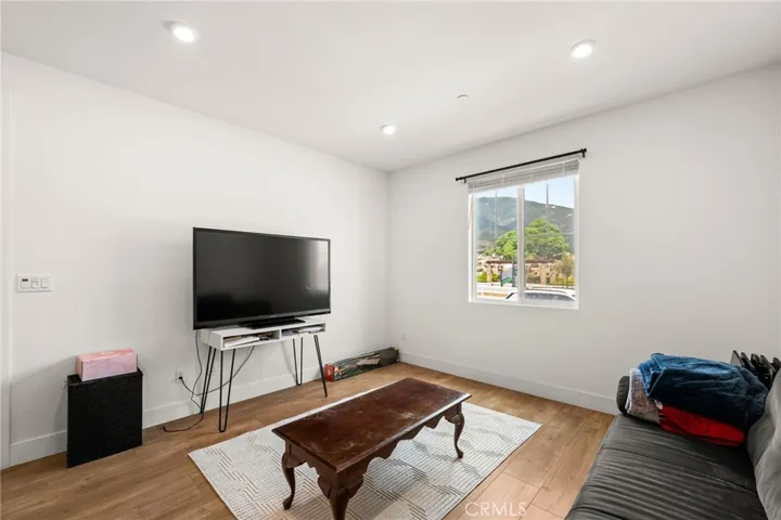 3557 W Seco, San Bernardino, California 92407