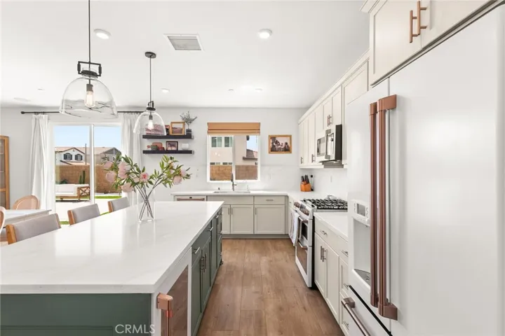 3557 W Seco, San Bernardino, California 92407